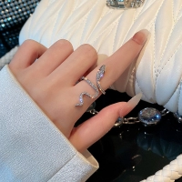 New Sliver Color Cubic Zirconia Snake Ring for Women Open Adjustable CZ Finger Rings Party Wedding Statement Jewelry 